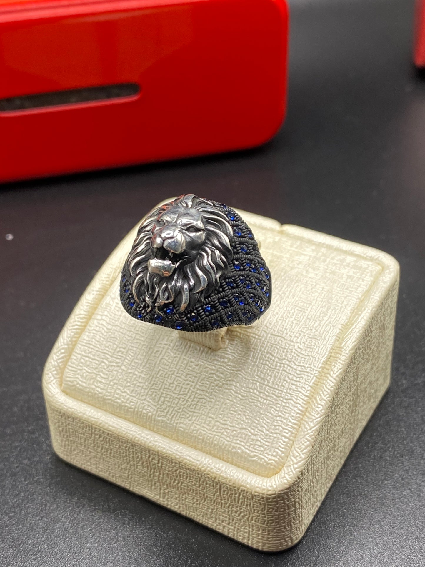 Bague tète-lion