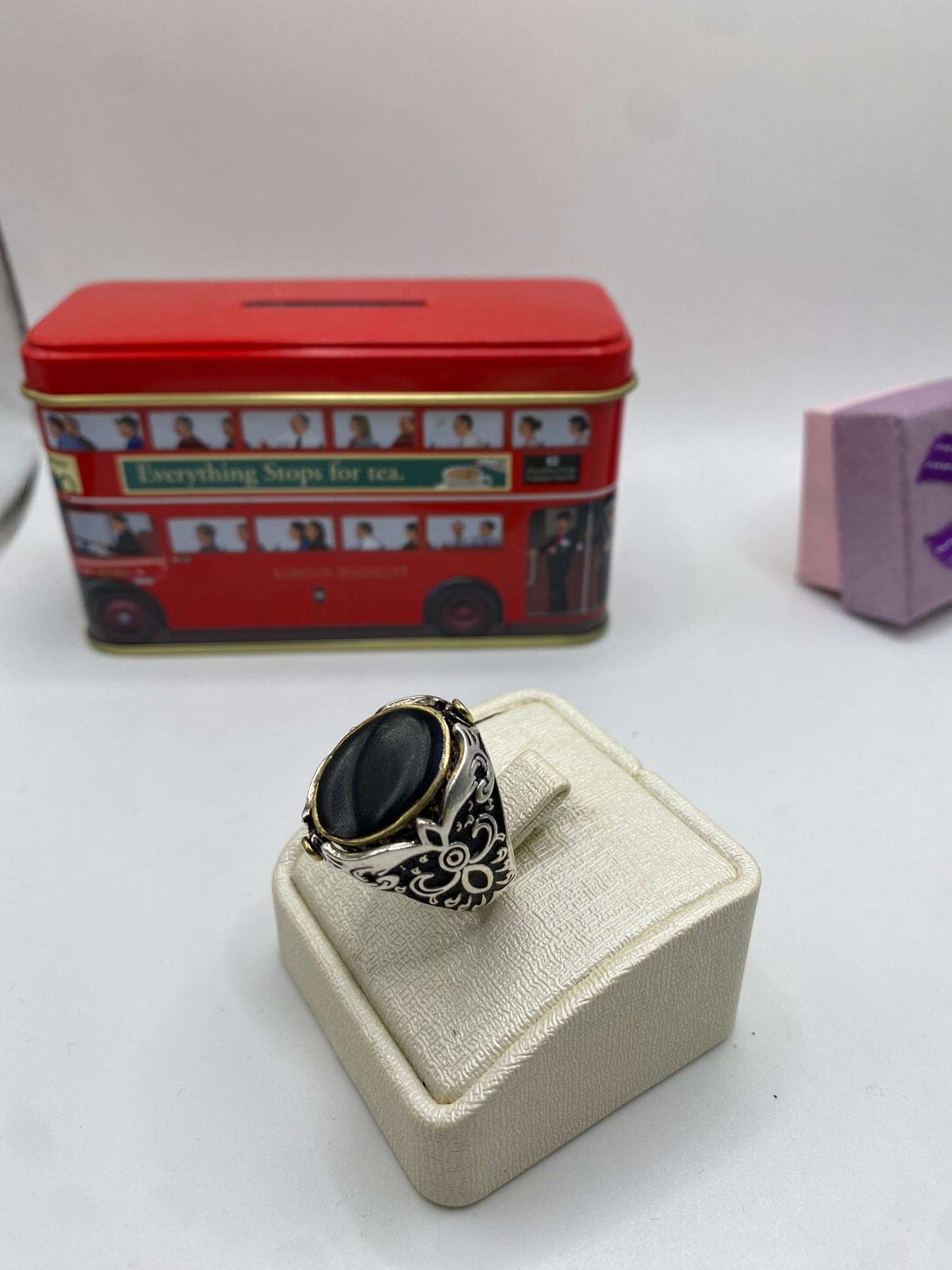 الخاتم الدوار (التاج/اسود)