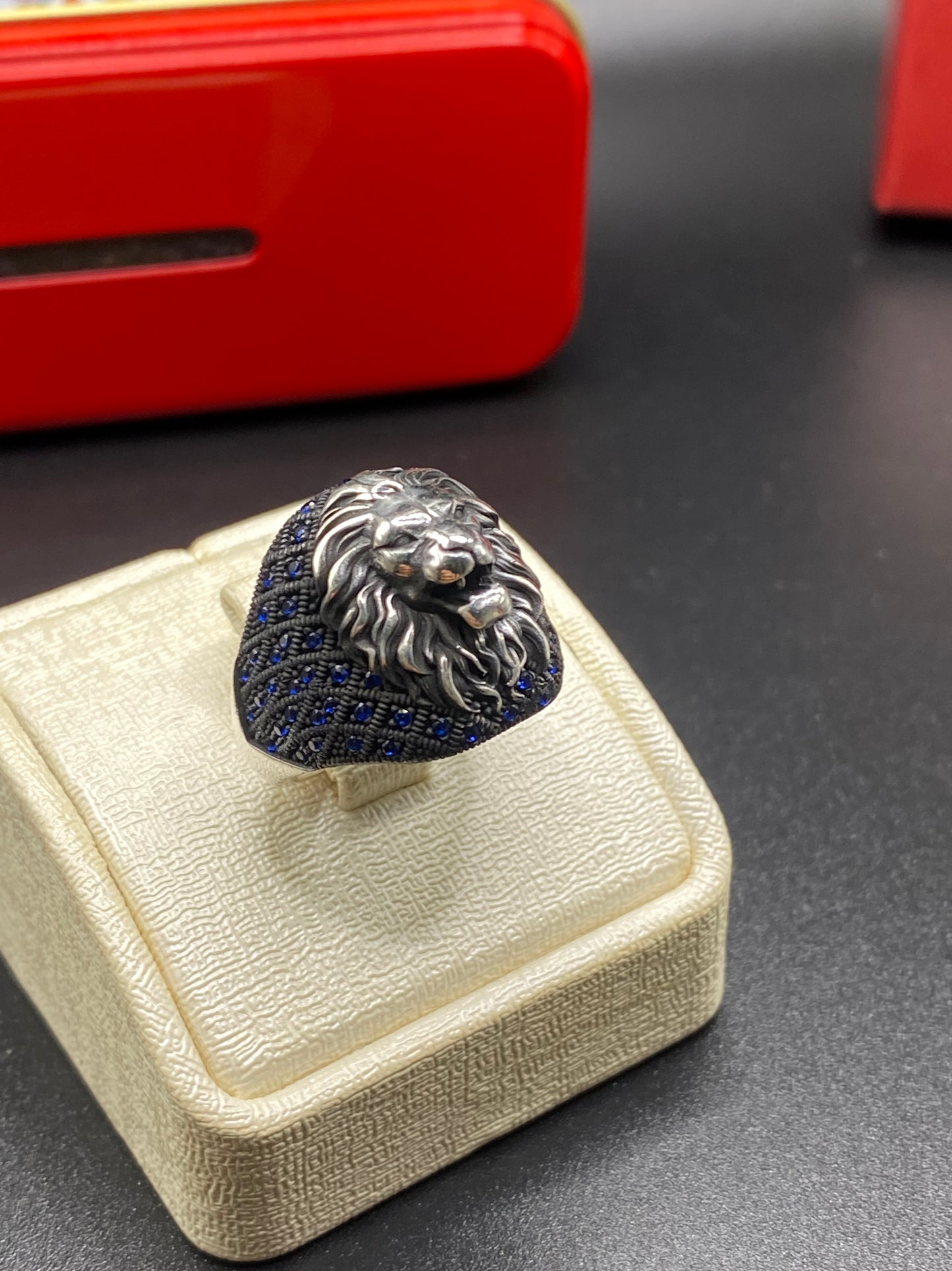 Bague tète-lion