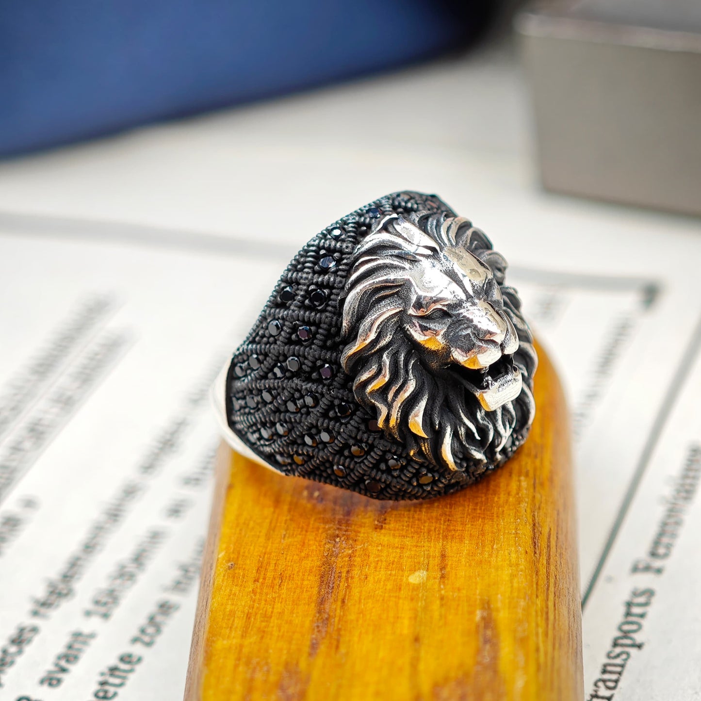 Bague tète-lion