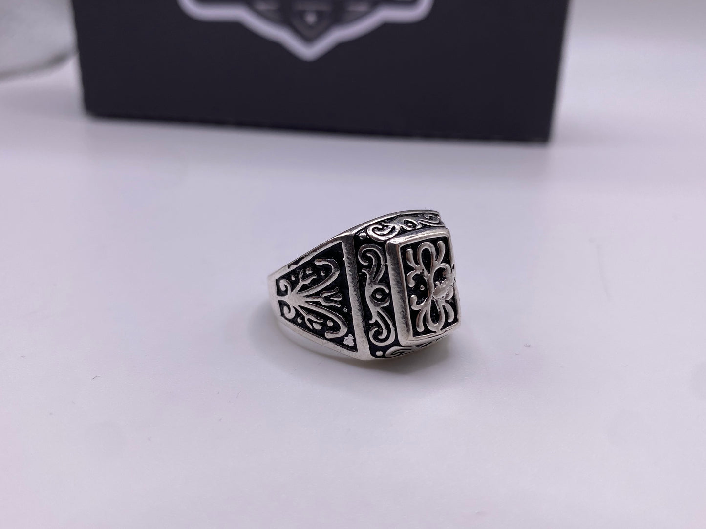 خاتم مراد علمدار